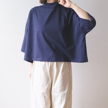 幅広ハイネックの画像