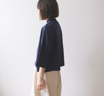 幅広ハイネックの画像
