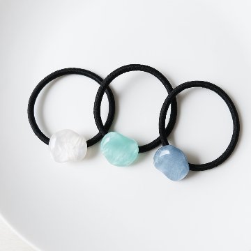 マーブリングの夏色カラーのヘアゴムの画像