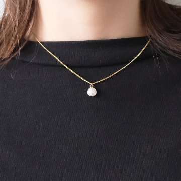 シンプルリングパールのネックレスの画像