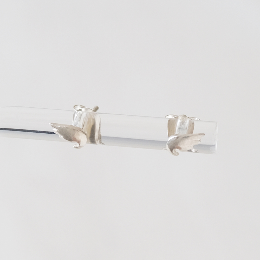 天使の羽根モチーフのSILVER925ピアスの画像