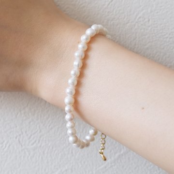 淡水パールのシンプルブレスレットの画像
