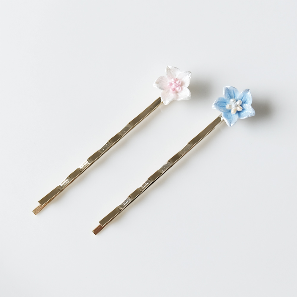 お花のヘアピンの画像