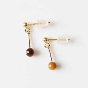 タイガーアイが優しく揺れるピアスの画像