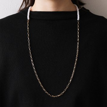 パールとチェーンのロングネックレスの画像