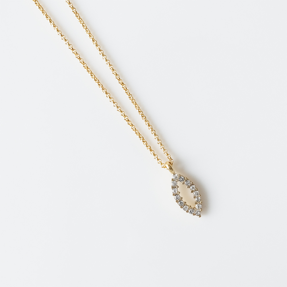 ホースアイのラインストーンネックレスの画像