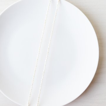 ライスパールをふんだんに使用したロングネックレスの画像