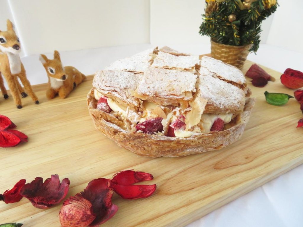 母の日有難う・苺のミルフィーユパイの画像