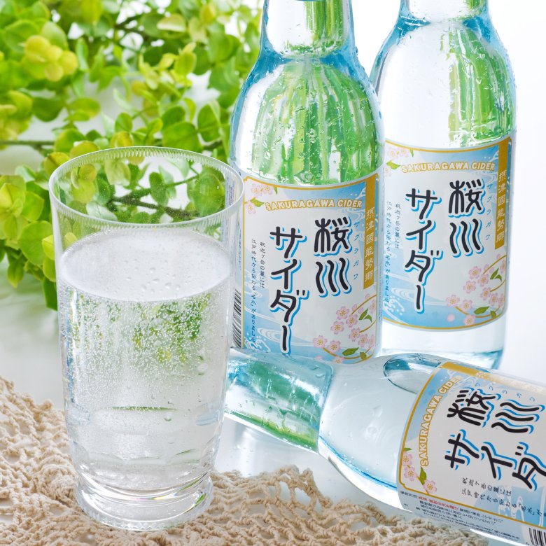 天然の名水から作った地サイダー「桜川サイダー」の画像