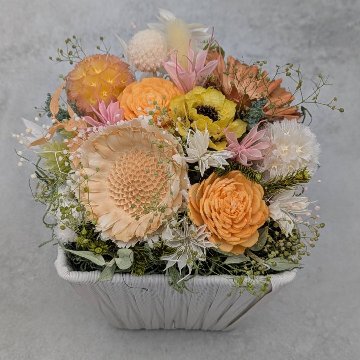 彩りフラワーBOXアレンジメントの画像