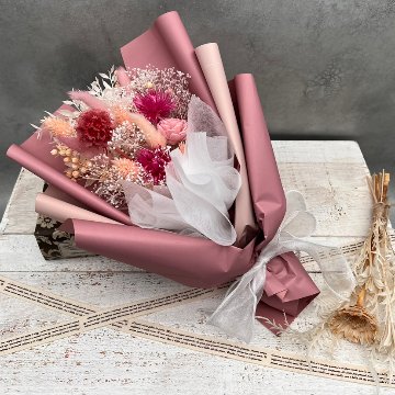 ドライフラワーおまかせ花束 Mサイズ ピンク系の画像