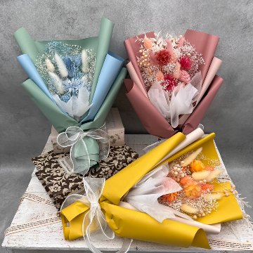 ドライフラワーおまかせ花束 Mサイズ オレンジ系の画像