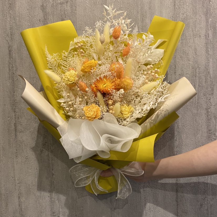 ドライフラワーおまかせ花束 Lサイズ オレンジ系の画像