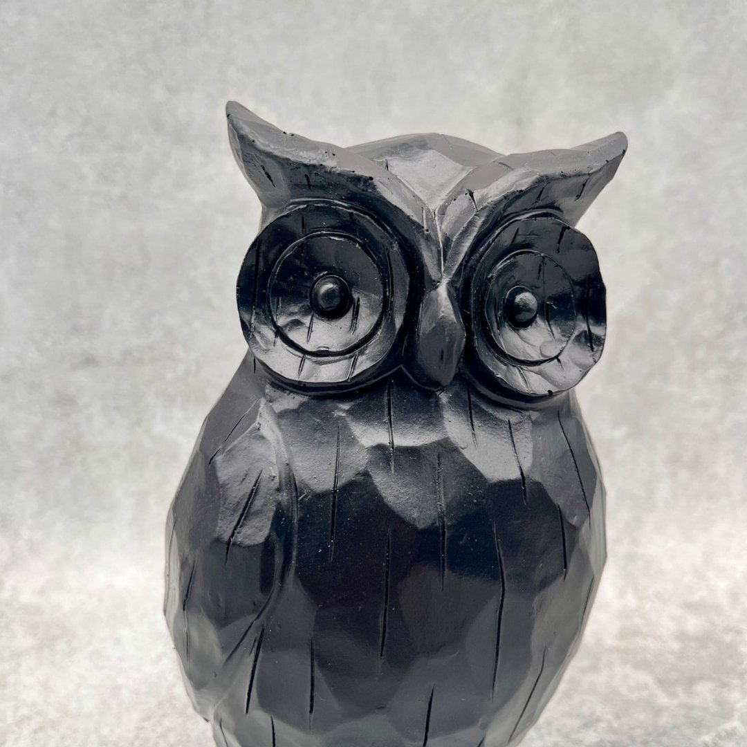 BLACK ANIMAL フクロウの画像