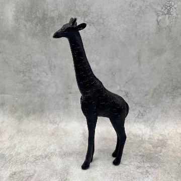 BLACK ANIMAL キリンの画像