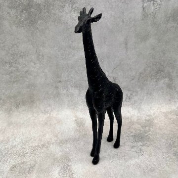 BLACK ANIMAL キリンの画像