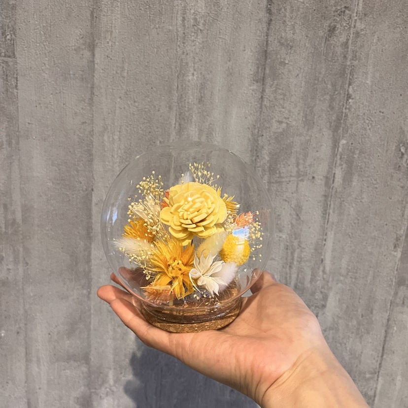 ドライフラワーガラスドーム　イエロー系の画像