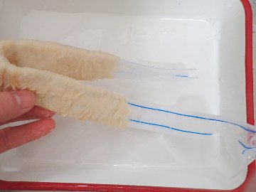 [業務用]豚腸【プラスチックガイドタイプ】（直径34〜36mm）１ハンク画像