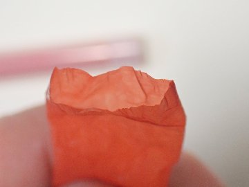 コラーゲンケーシング[赤いウインナー作り用]（仕上がり直径18mm 長さ15m）の画像