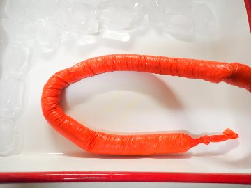 コラーゲンケーシング[赤いウインナー作り用]（仕上がり直径18mm 長さ15m）の画像