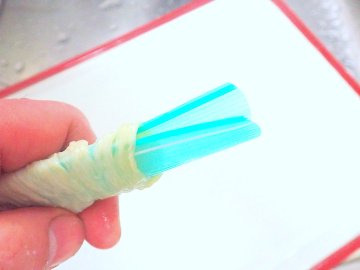【単品豚腸】1本 直径30-32mm プラスチックガイドタイプ 長さ3m以上11m未満の画像