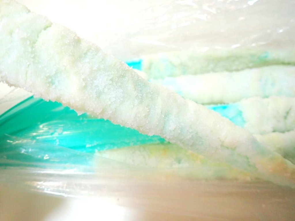 [業務用]天然羊腸（26-28mm）【ソフトチューブ】１ハンク（約91m）の画像