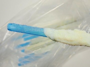 [業務用]【パイプ付き】天然羊腸（直径24〜26mm）１ハンク（約91m）の画像