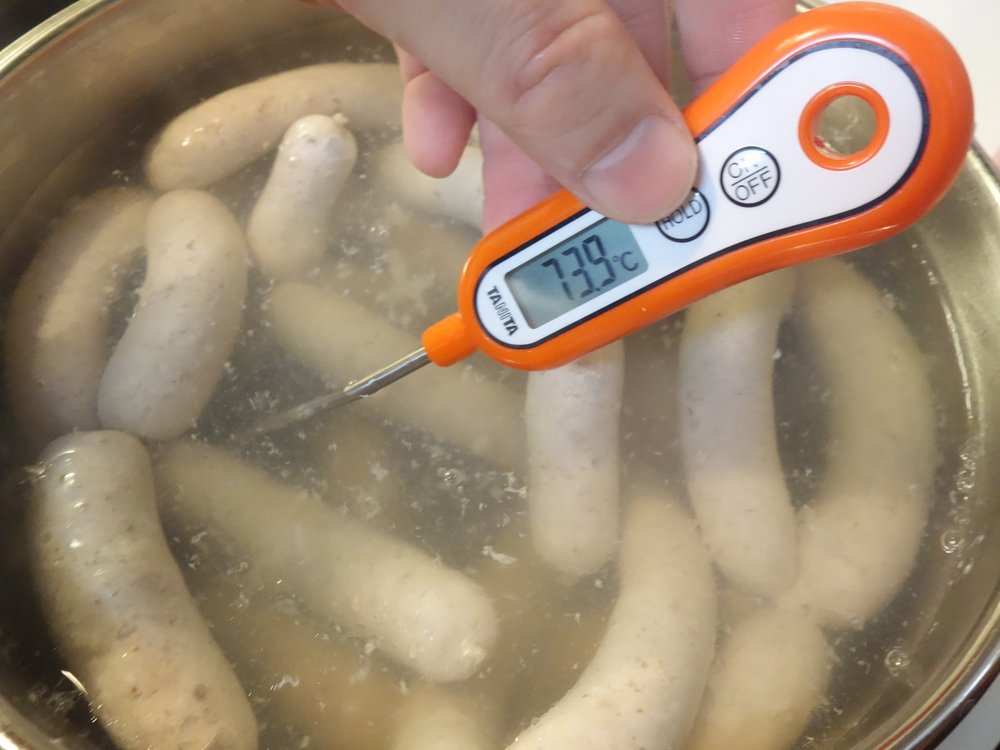 70から75度でボイルする手作りソーセージ