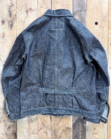 【foundman】ラグランスリーブのトラッカージャケットの画像