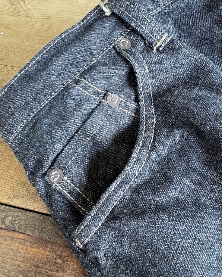 embers garment 【E-9】Center Pleated Jeansの画像