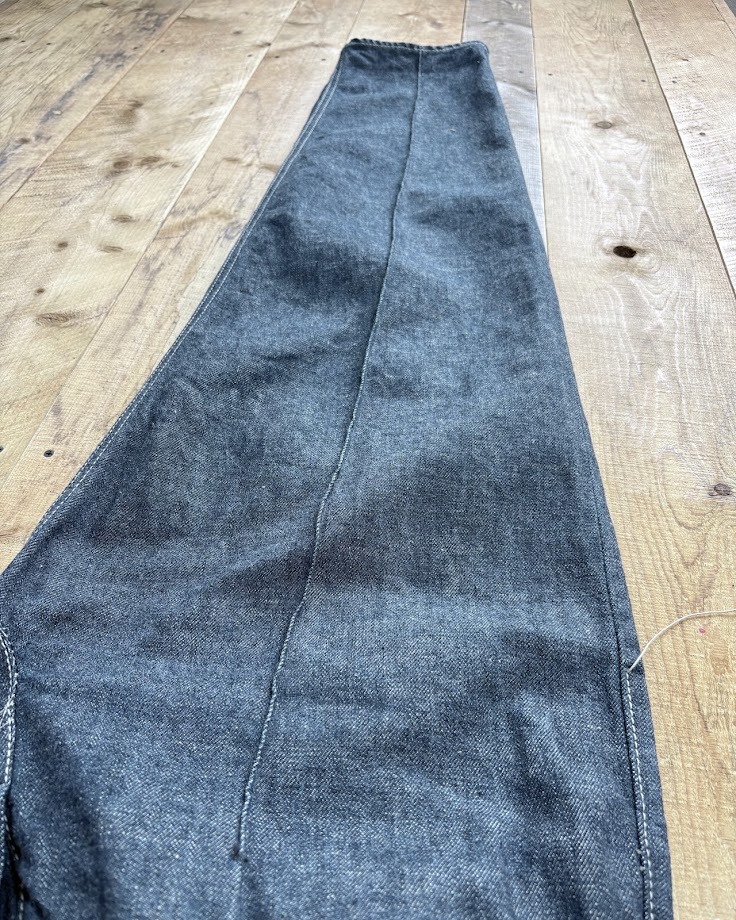 embers garment 【E-9】Center Pleated Jeansの画像