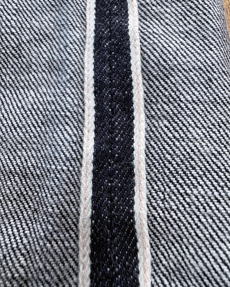 【SALONS】42TALON-JEANSストレートの画像