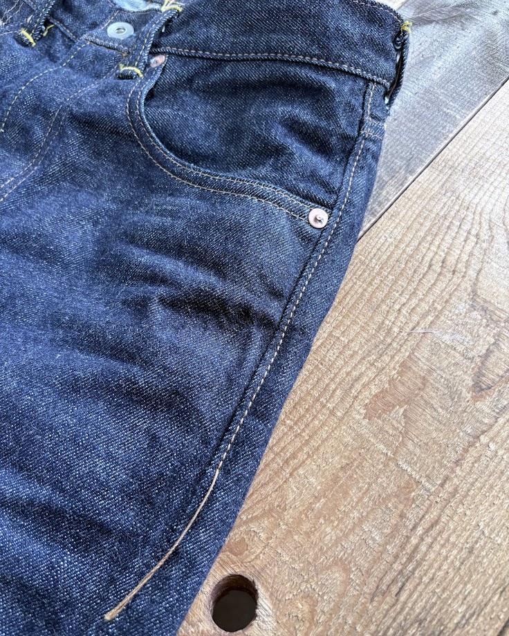 【SALONS】42TALON-JEANSストレートの画像