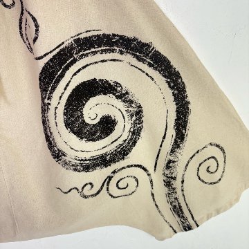 袴サルエルパンツ　ワイド　ビッグポケット　渦巻き　タイパンツ　ゆったり　男女兼用　2色の画像