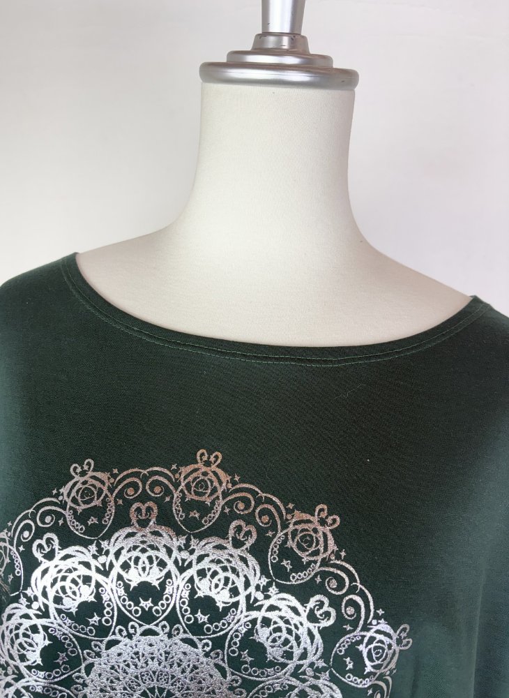 Tシャツ　ドルマン袖　夏　薄手　涼しい　ラメプリント　曼荼羅柄の画像