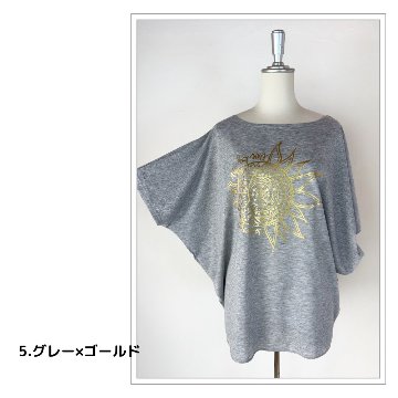 Tシャツ　ドルマン袖　夏　薄手　涼しい　ラメプリント　太陽と月柄の画像