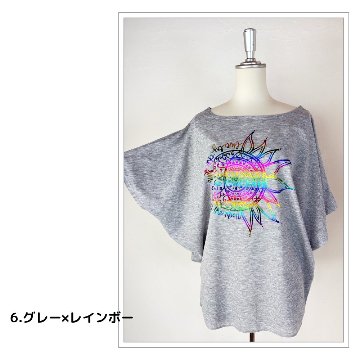 Tシャツ　ドルマン袖　夏　薄手　涼しい　ラメプリント　太陽と月柄の画像