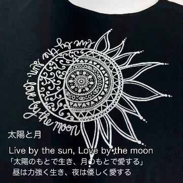 Tシャツ　ドルマン袖　夏　薄手　涼しい　ラメプリント　太陽と月柄の画像