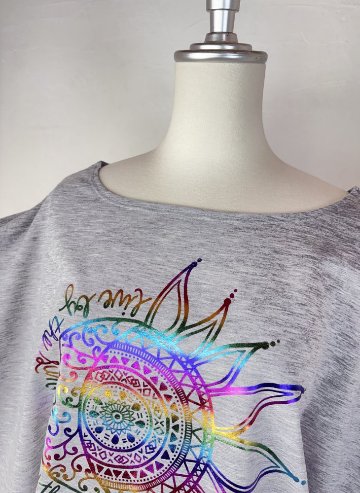 Tシャツ　ドルマン袖　夏　薄手　涼しい　ラメプリント　太陽と月柄の画像