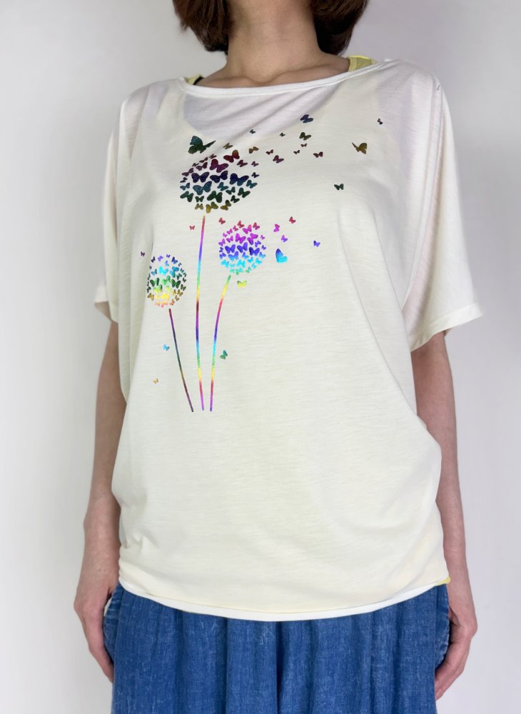 Tシャツ　ドルマン袖　夏　薄手　涼しい　ラメプリント　たんぽぽと蝶柄の画像
