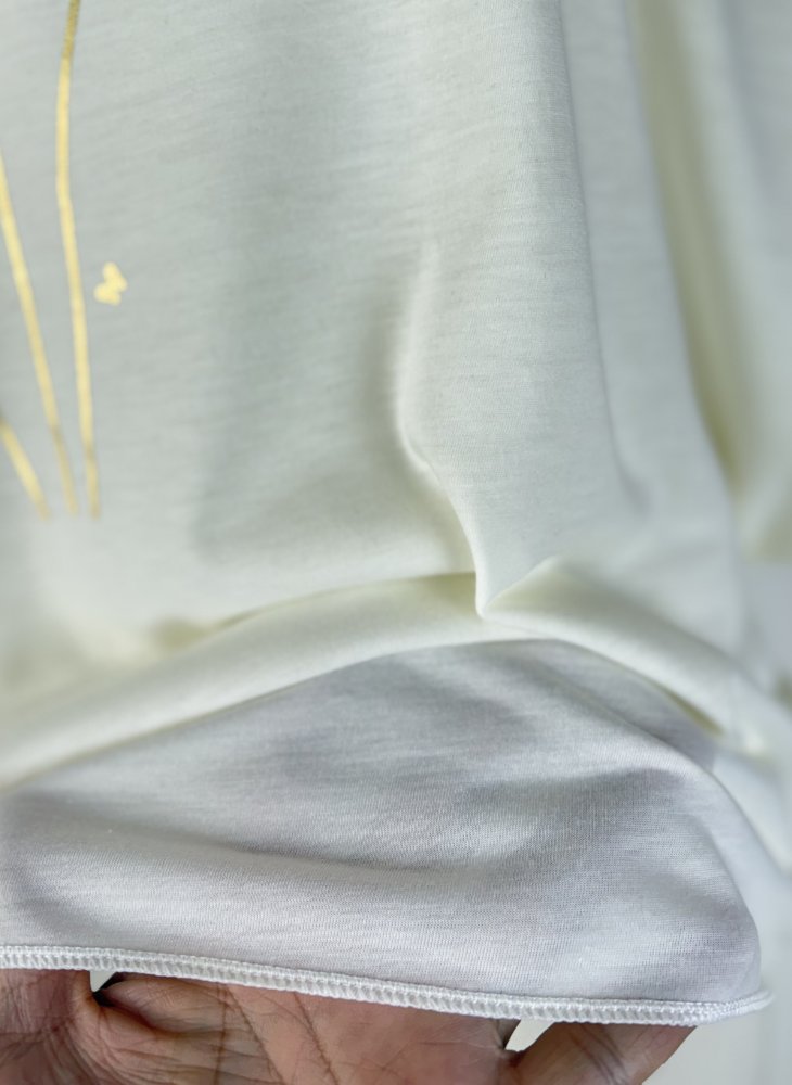 Tシャツ　ドルマン袖　夏　薄手　涼しい　ラメプリント　たんぽぽと蝶柄の画像