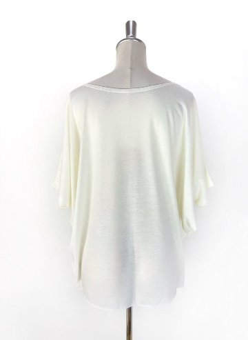 Tシャツ　ドルマン袖　夏　薄手　涼しい　ラメプリント　たんぽぽと蝶柄の画像