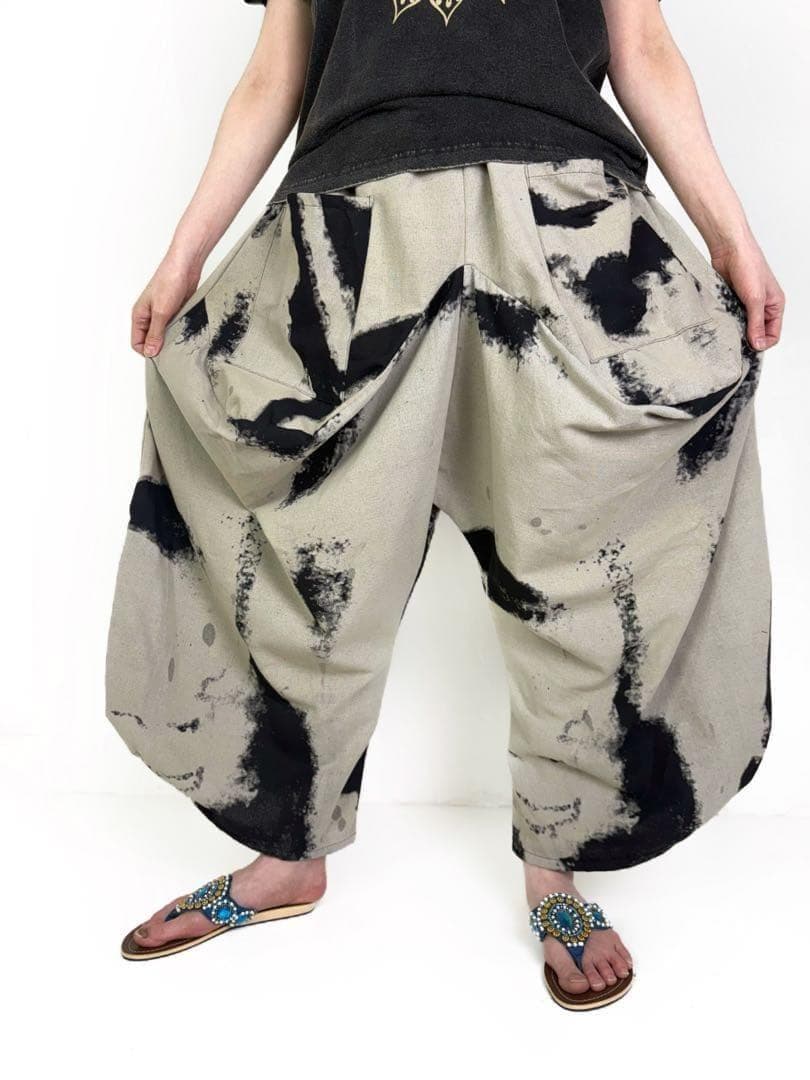 和柄　立体パンツ　ワイドパンツ　男女兼用　雲柄　アソート発送の画像