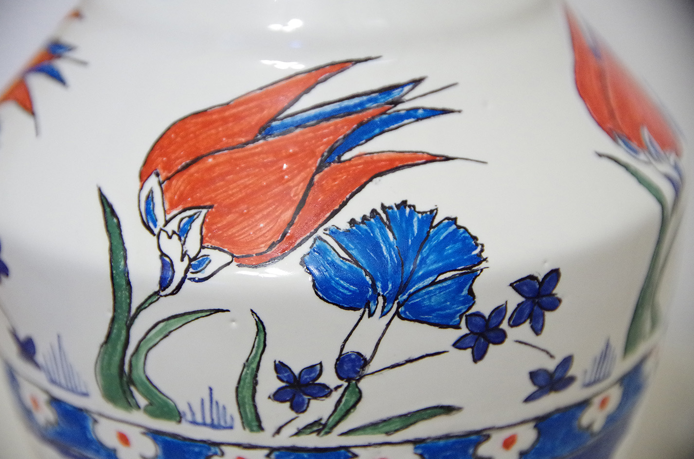 トルコ風デザインの花瓶画像