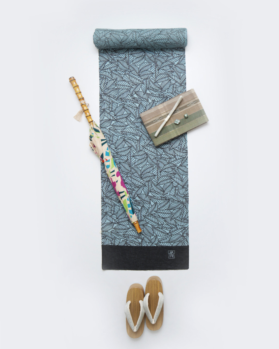 ＜お仕立て代込＞鈴木美緒 半幅帯「草木染・八重山ミンサー」 白茶に灰緑の画像