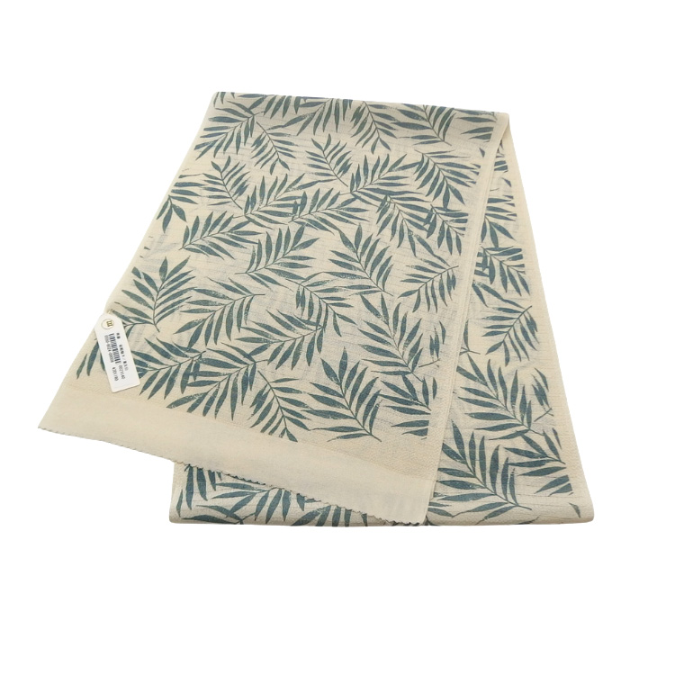 渡敬 絽縮緬木ノ葉友仙 夏帯揚げ 生成色 ＜即日発送可＞の画像