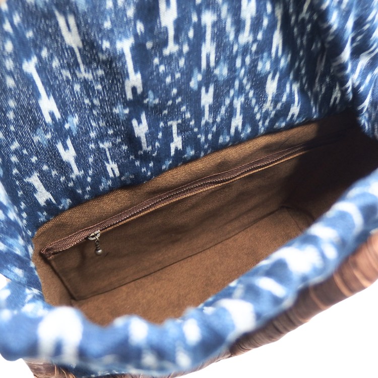 山形県の工房×千成堂着物店「国産 山葡萄蔓のかごバッグ×手織絣の綿布」ラインあり 茶＜即日発送可＞の画像