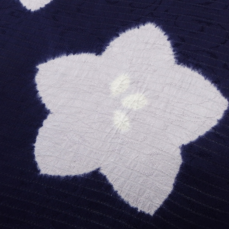 衿秀 夏帯揚げ 絽 唐草地紋染分桔梗 花紫 ＜即日発送可＞の画像