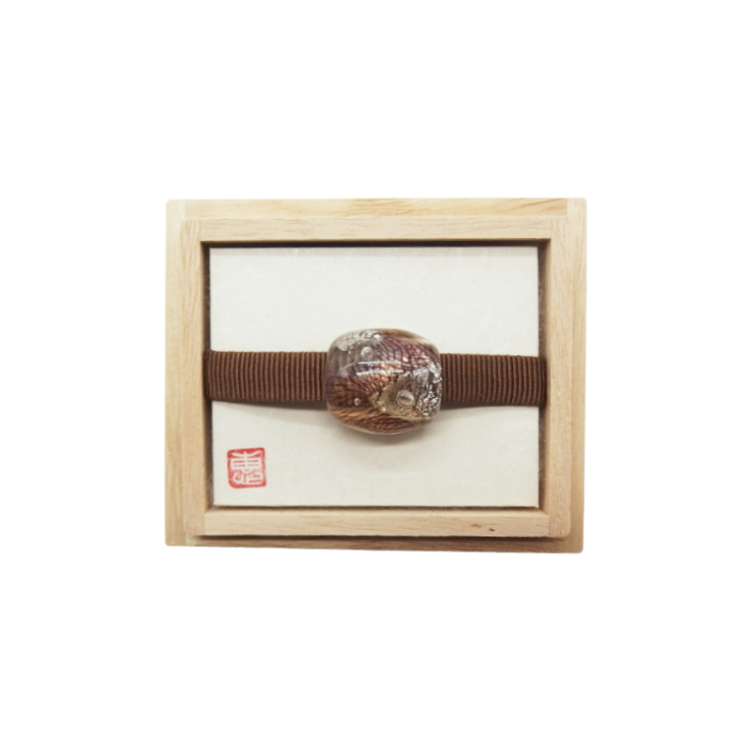 田上惠美子 硝子の帯留 「流 / 紫系」ガラス・金箔の画像