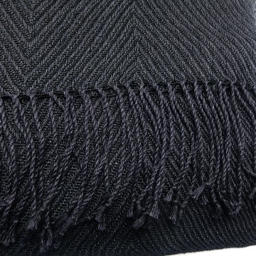 Kameli apartment（カメリ アパートメント）「黒・フリンジ」手織り大判ストール（ショール）リネン×ビスコース＜即日発送可＞の画像